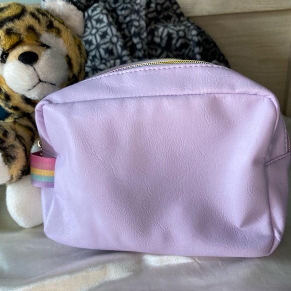 Miss Gwen’s OMG Acessories “STUFF” Bag ⚡️💕 - Picture 5 of 8